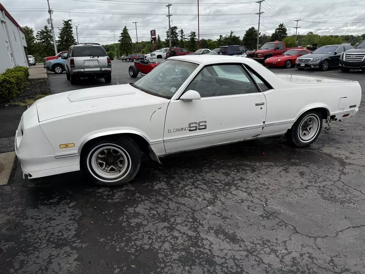 1986 Chevrolet El Camino Pickup White 1986 Chevrolet El Camino