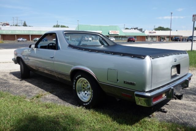 1986 Chevrolet El Camino SUPER SPORT- 305 V8 /2004R OVERDRIVE 4 SPEED - photo 12