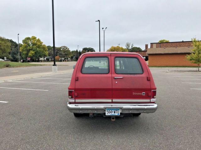 1986 Chevrolet Suburban Sierra Classic - photo 3