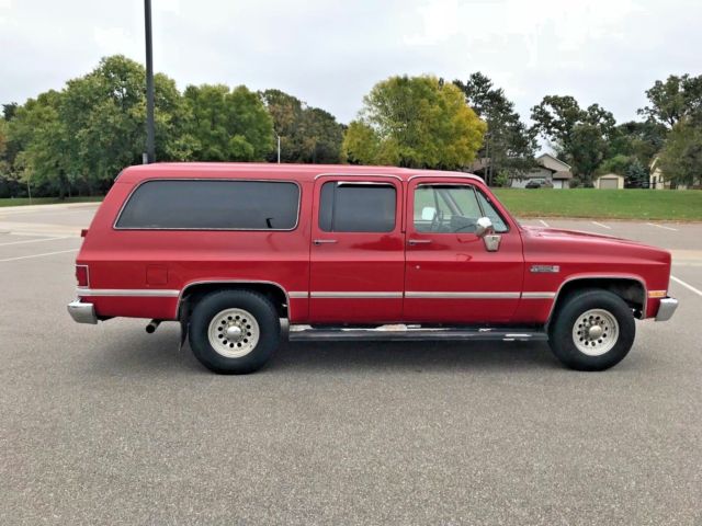 1986 Chevrolet Suburban Sierra Classic - photo 5