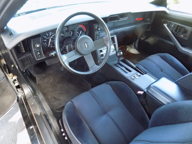 1986 Chevrolet Camaro IROC Z - photo 6