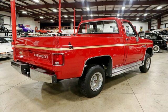 1986 Chevrolet Other Pickups Custom Deluxe 4x4 - photo 5