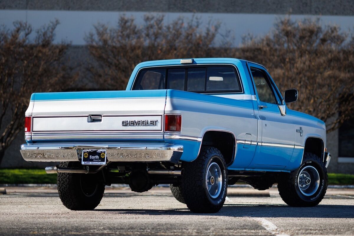 1986 Chevrolet K 10 Fully Restored 4x4 FRAME OFF RESTORATION - photo 7