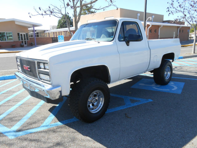 1986 Chevrolet K10 4X4 Silverado Short Bed Custom Sport Truck Rust Free Straight 1986 Chevrolet C/K Pickup 1500 Custom, Shaved, Billet, Carbon Fiber