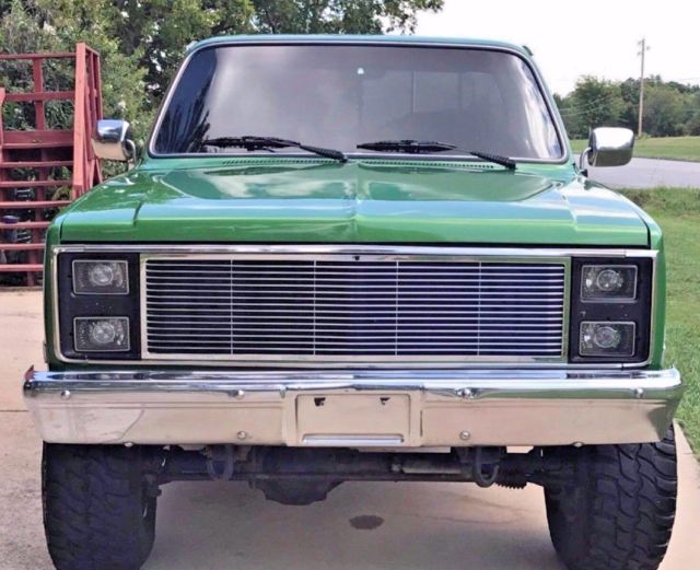1986 Chevrolet K10 Pickup K10 CUSTOM DELUXE SHORT BED 4x4. AC! LIFTED! - photo 3