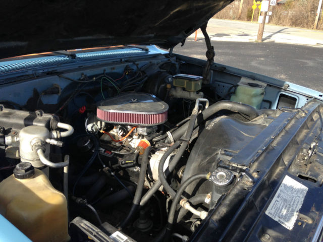 1986 Chevrolet C/K Pickup 1500 Silverado Standard Cab Pickup 2-Door - photo 4