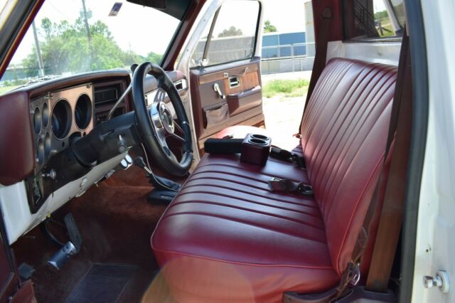 1986 Chevrolet C/K Pickup 1500 - photo 6
