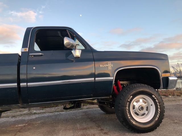 1986 Chevrolet C/K Pickup 2500 Silverado - photo 8