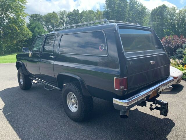 1986 Chevrolet Suburban Silverado - photo 3