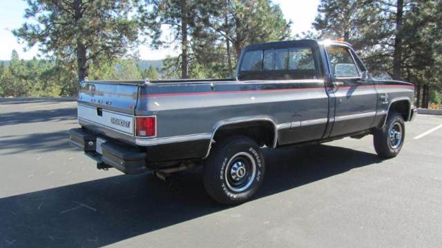 1986 Chevrolet C/K Pickup 3500 - photo 9