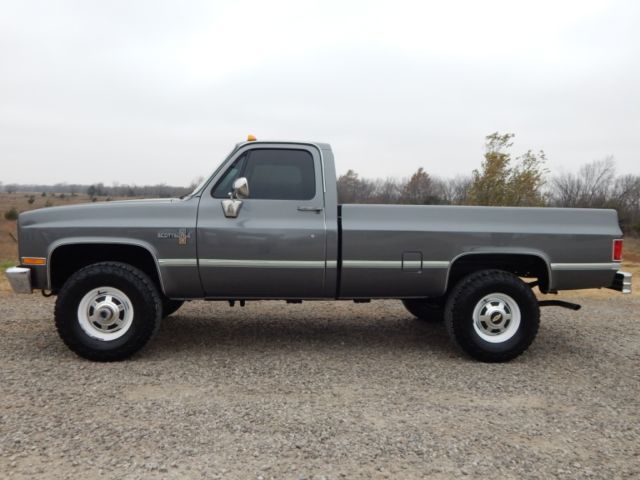 1986 Chevrolet C/K Pickup 3500 Scottsdale - photo 2
