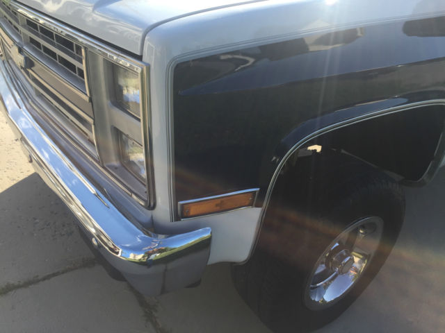 1986 Chevrolet Blazer Silverado Sport Utility 2-Door - photo 11