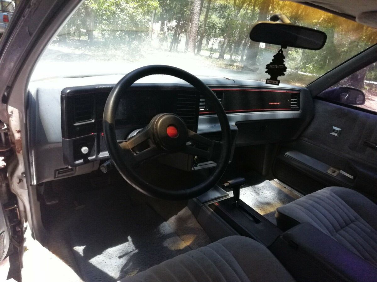 1986 Chevrolet Monte Carlo - photo 12