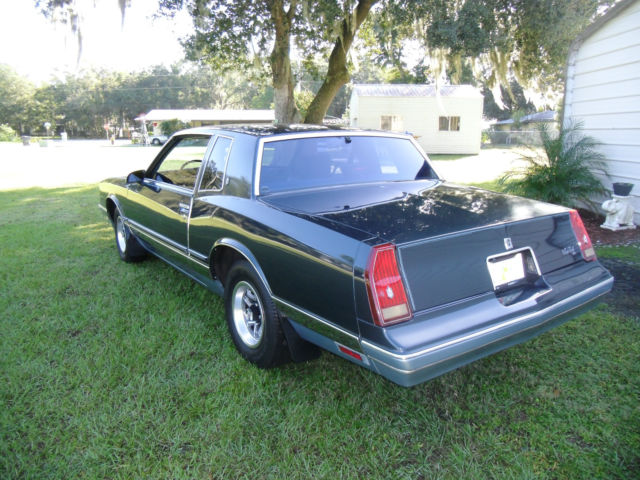 1986 Chevrolet Monte Carlo LS Coupe 2-Door - photo 2