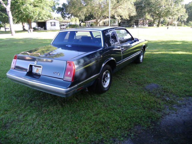 1986 Chevrolet Monte Carlo LS Coupe 2-Door - photo 4