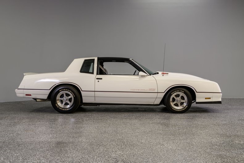 1986 Chevrolet Monte Carlo -- - photo 9