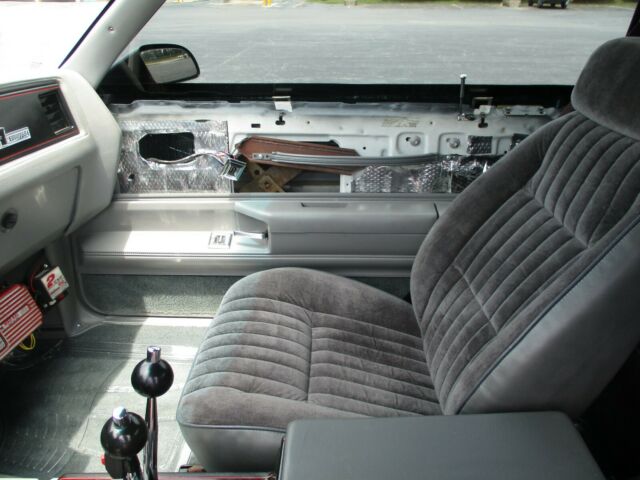 1986 Chevrolet Monte Carlo - photo 10
