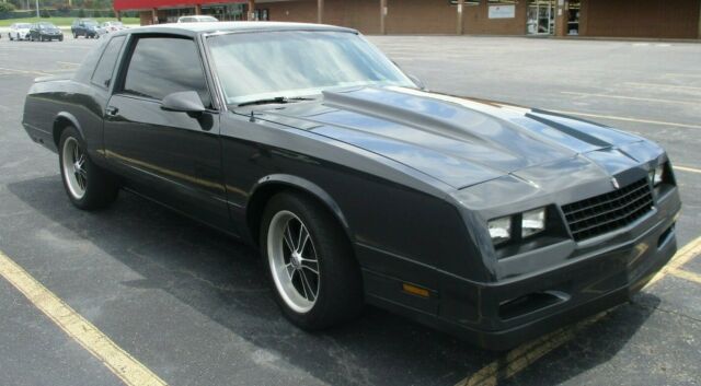 1986 Chevrolet Monte Carlo - photo 2