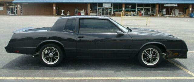 1986 Chevrolet Monte Carlo - photo 4