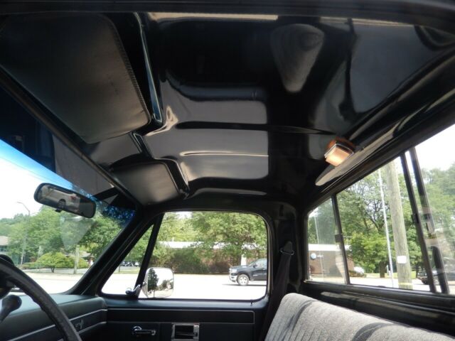 1986 Chevrolet C/K Pickup 1500 - photo 10