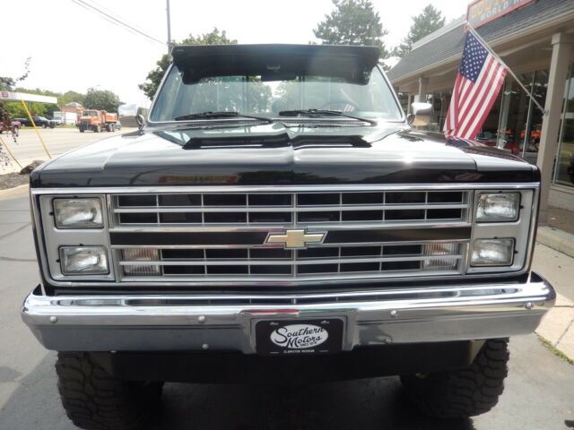 1986 Chevrolet C/K Pickup 1500 - photo 3