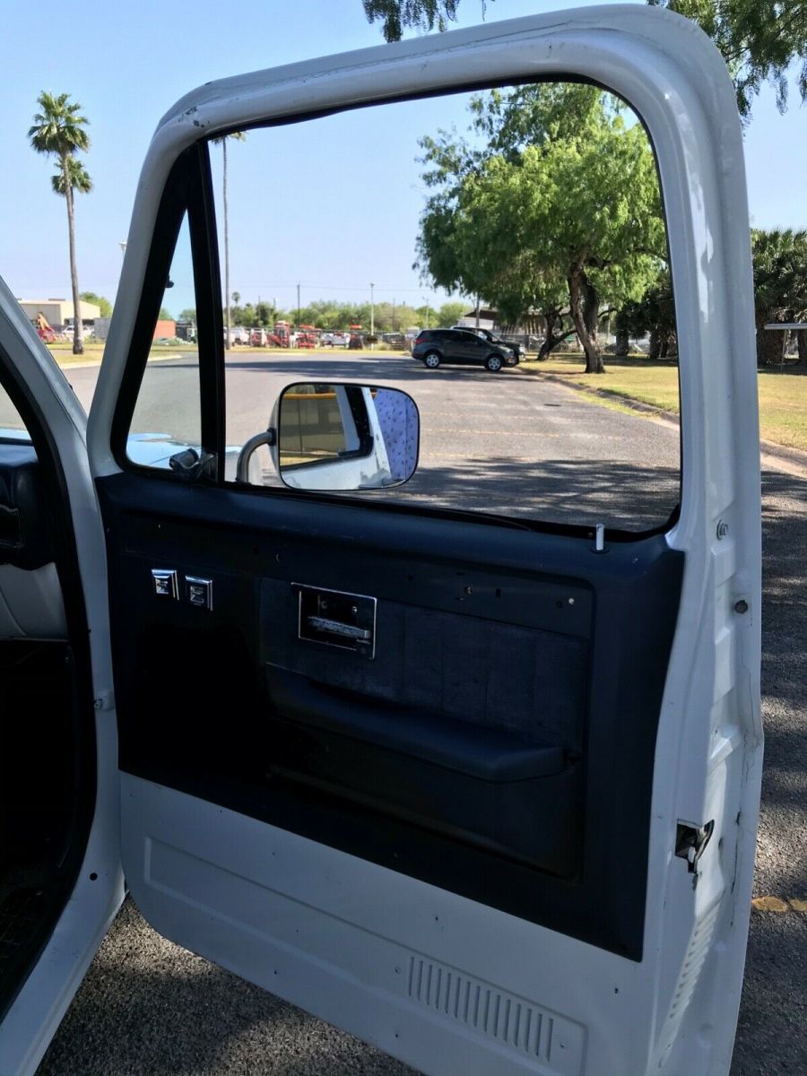 1986 Chevrolet C10 - photo 11