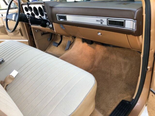 1986 Chevrolet C-10 SILVERADO SHORT BED 350 ENGINE - photo 12