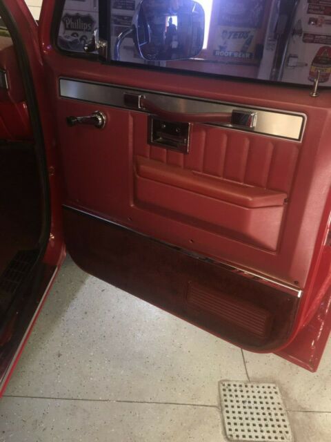 1986 Chevrolet C-10 Silverado - photo 9