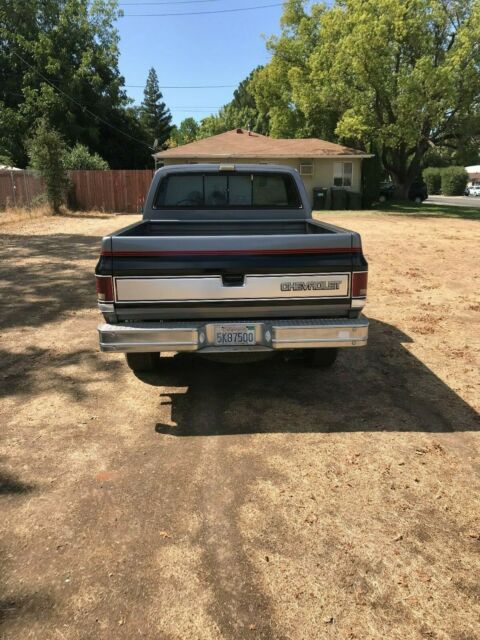 1986 Chevrolet C/K Pickup 1500 - photo 5