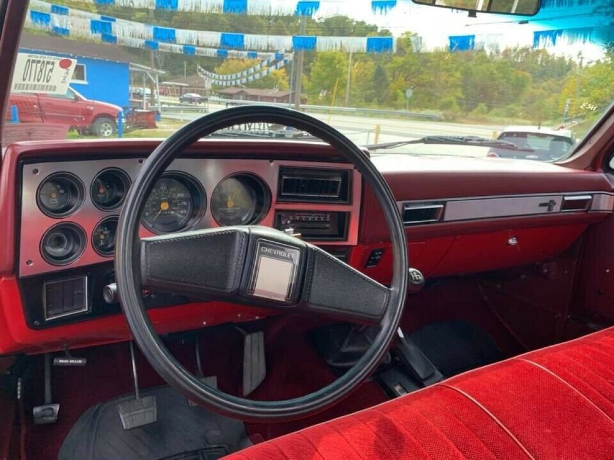 1986 Chevrolet Silverado - photo 9