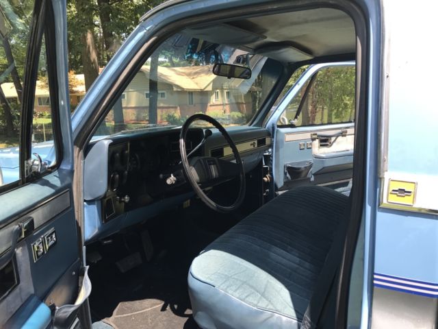 1986 Chevrolet C-10 Custom Cab - photo 10