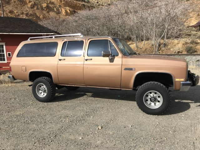 1986 Chevrolet Suburban - photo 2