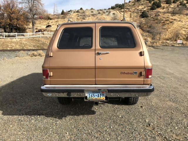 1986 Chevrolet Suburban - photo 5