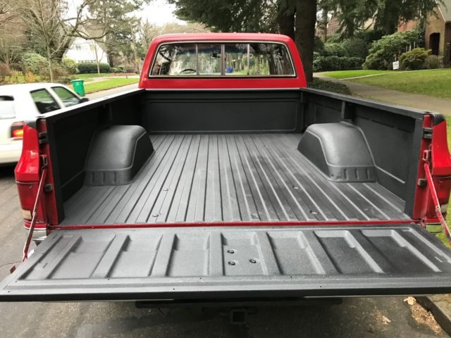1986 Chevrolet C/K Pickup 3500 Sottsdale 3x3 Crew Cab - photo 8