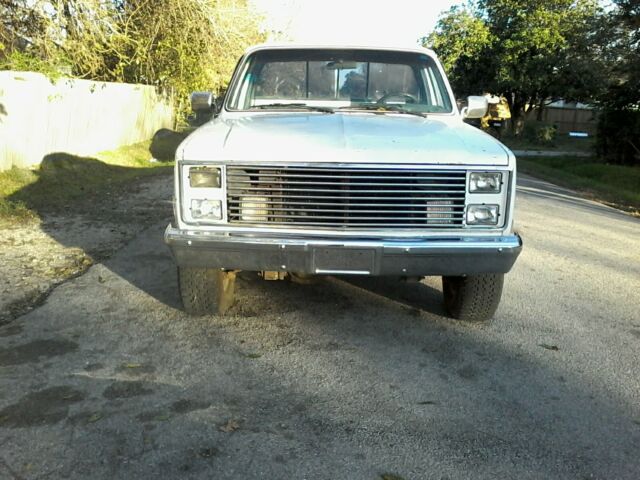 1986 Chevrolet C/K Pickup 1500 - photo 2
