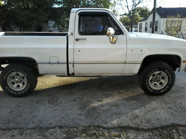 1986 Chevrolet C/K Pickup 1500 - photo 3