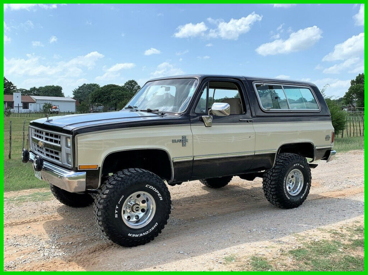 1986 Chevy Blazer K-5, Silverado, SUV, NO RESERVE 1986 Chevrolet Blazer 1986 Chevy Blazer K5, Silverado, Lifted, NO RESERVE