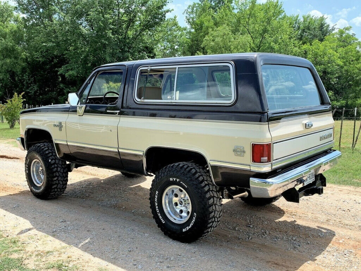 1986 Chevrolet Blazer 1986 Chevy Blazer K5, Silverado, Lifted, NO RESERVE - photo 11