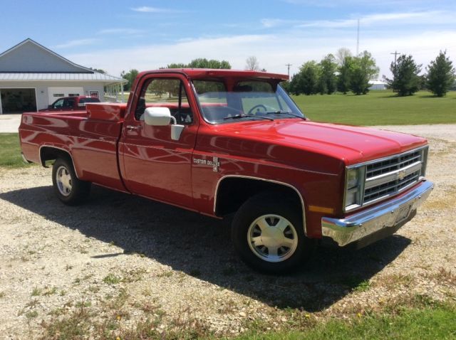 1986 Chevy C -10 almost perfect condition 1986 Chevrolet C-10