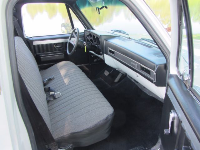1986 Chevrolet C-10 Custom Deluxe - photo 7