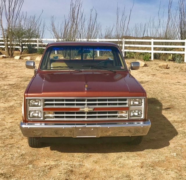 1986 Chevy C-10 Silverado, 42K orig mi. MINT CONDITION 1986 Chevrolet C-10 SILVERADO