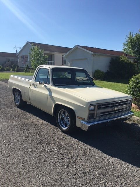 1986 Chevrolet C-10 - photo 2
