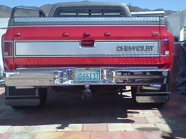 1986 Chevrolet Silverado C-30 Dually 1 Ton 454 CI - photo 3