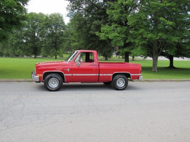 1986 chevy C10 K10 silverado square body classic chevrolet V8 automatic sharp! 1986 Chevrolet C-10