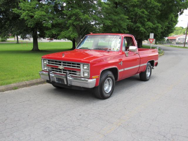 1986 Chevrolet C-10 - photo 2
