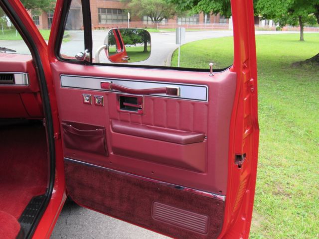 1986 Chevrolet C-10 - photo 8