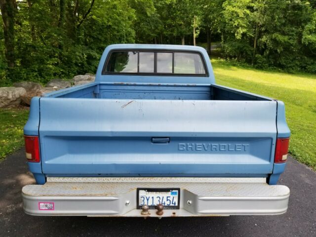 1986 Chevrolet C/K Pickup 1500 Custom Deluxe - photo 9