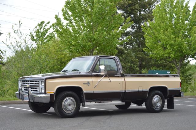 1986 Chevrolet C20 - photo 3