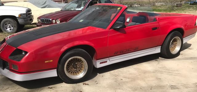 1986 Chevrolet Camaro Z28 Convertible - photo 2