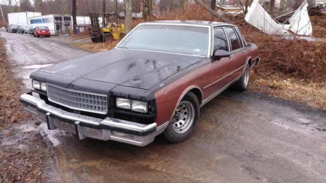 1986 Chevrolet Caprice Base Sedan 4-Door - photo 8